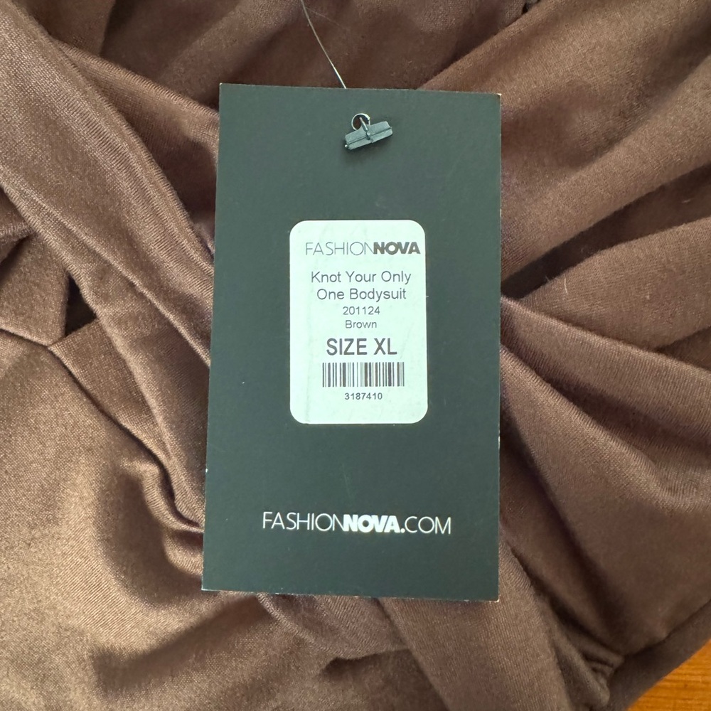 3 for $10 Knot Your Only One Bodysuit Brown NWT Fashion Nova XL - Picture 3 of 5